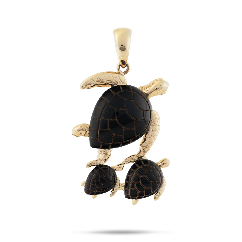 Honu Black Coral Pendant in Gold - 31mm