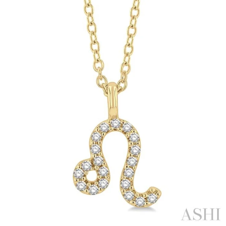 1/10 Ctw Leo Round Cut Diamond Zodiac Pendant With Chain in 10K Yellow Gold