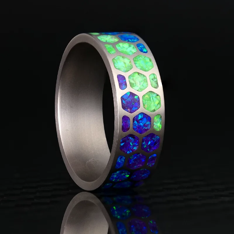 Aurora Hexagon Glowstone Ring