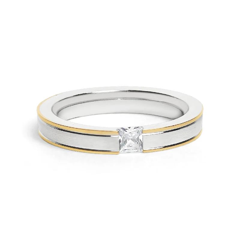 CZ Stone With Highly Polished Gold Stainless Steel Ring / ZRJ2320